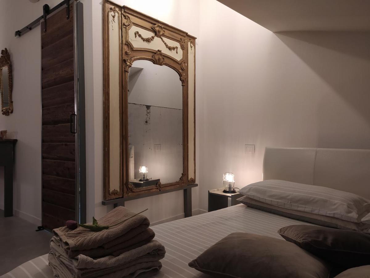 Sweet Dream Loft Apartment เวโรนา ภายนอก รูปภาพ