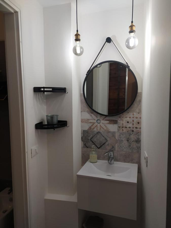 Sweet Dream Loft Apartment เวโรนา ภายนอก รูปภาพ
