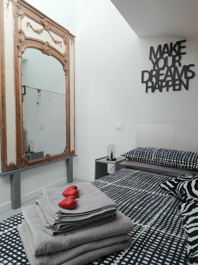 Sweet Dream Loft Apartment เวโรนา ภายนอก รูปภาพ